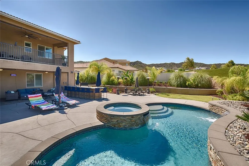 45659 Bassett Temecula, CA 92592