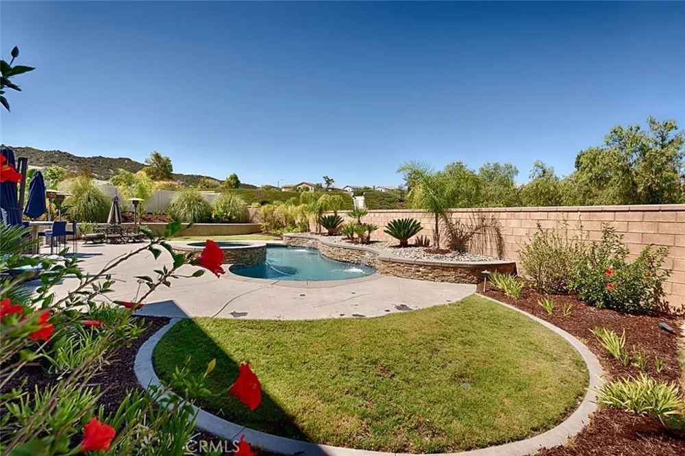 45659 Bassett Temecula, CA 92592