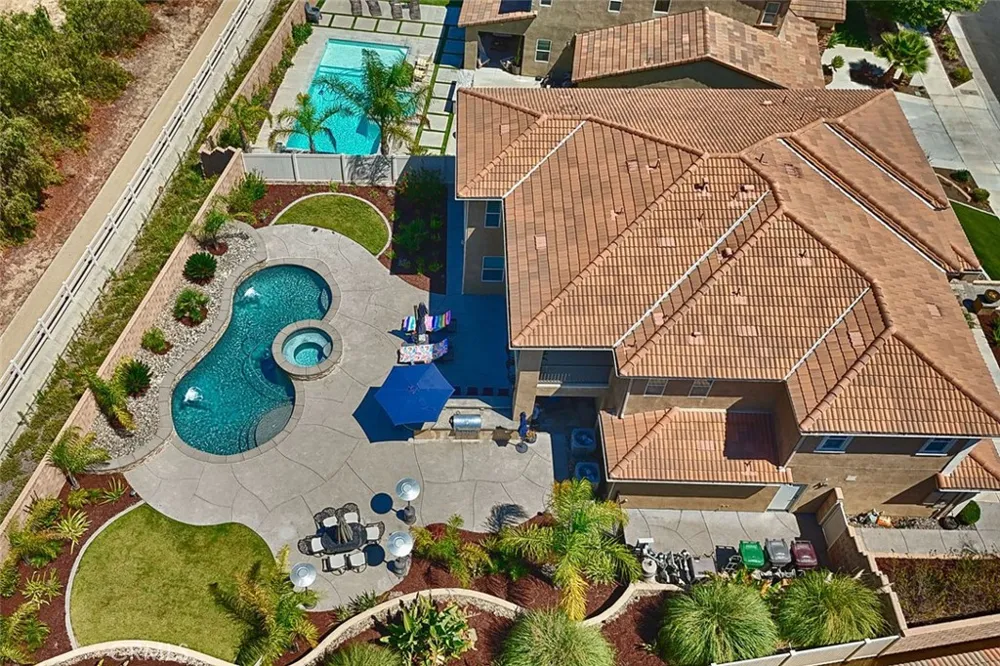 45659 Bassett Temecula, CA 92592