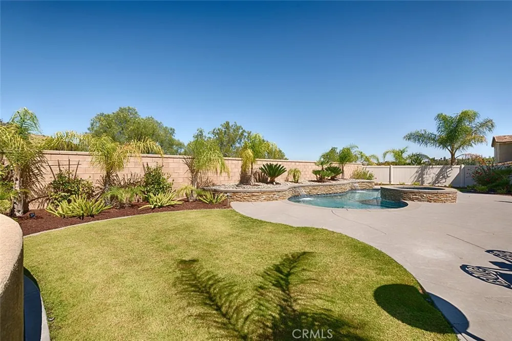 45659 Bassett Temecula, CA 92592