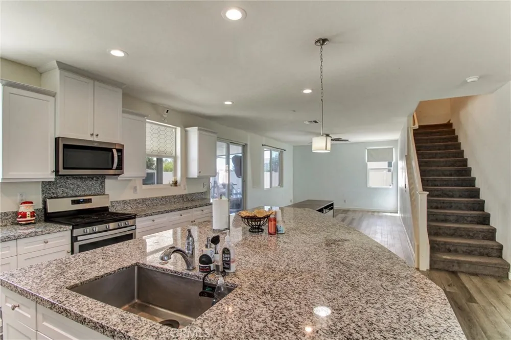 31111 Petal Winchester, CA 92596