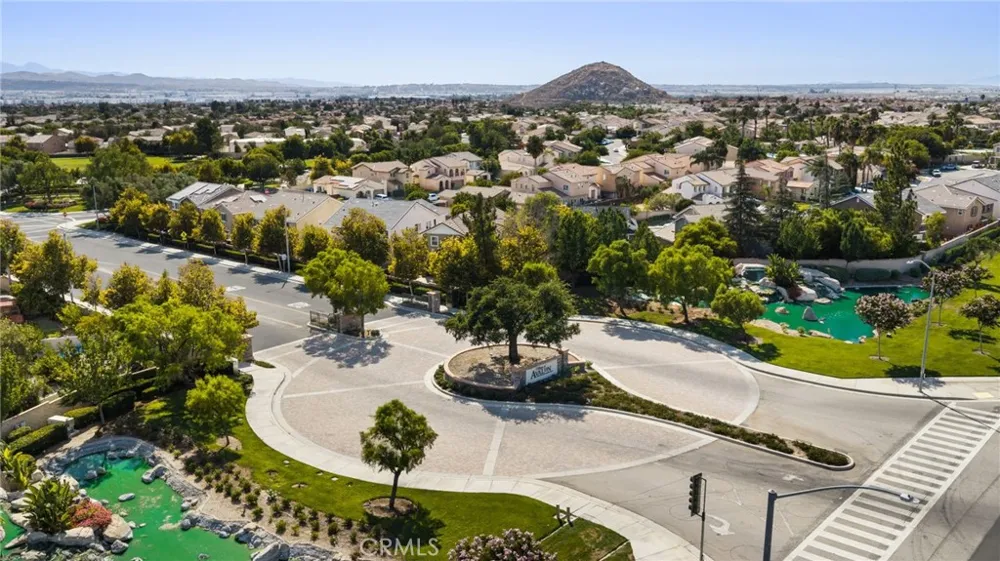 3938 Barbury Palms Perris, CA 92571