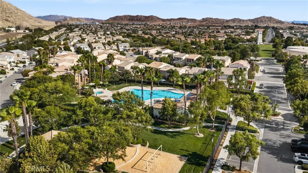 3938 Barbury Palms Perris, CA 92571