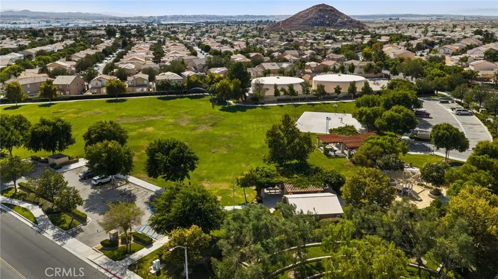 3938 Barbury Palms Perris, CA 92571
