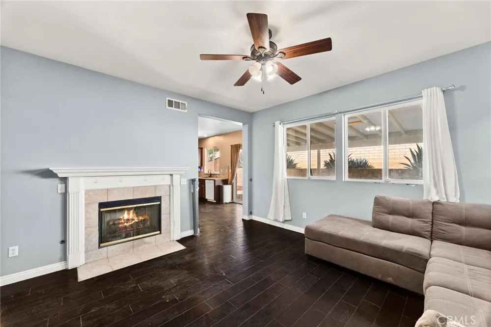 3938 Barbury Palms Perris, CA 92571