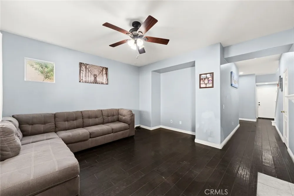 3938 Barbury Palms Perris, CA 92571