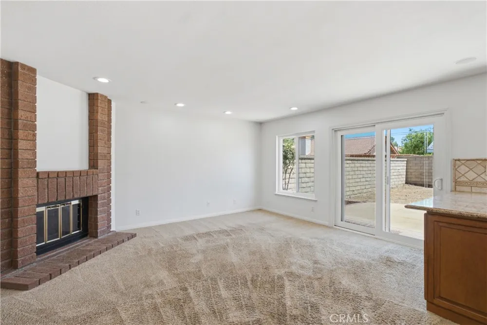 26060 Sombras Court Valencia, CA 91355