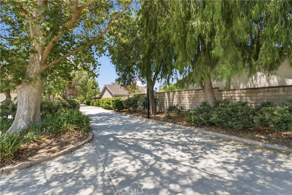 26060 Sombras Court Valencia, CA 91355