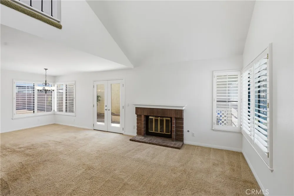 26060 Sombras Court Valencia, CA 91355