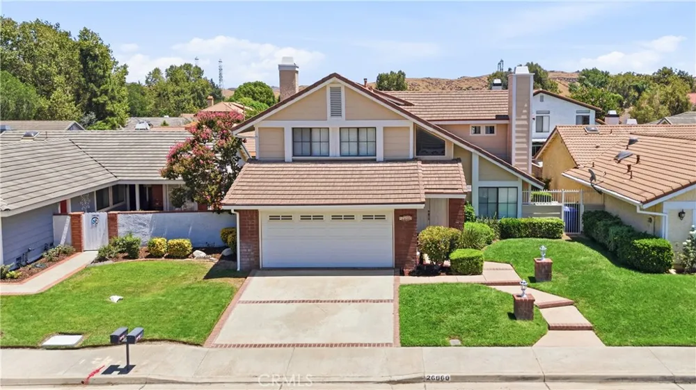 26060 Sombras Court Valencia, CA 91355
