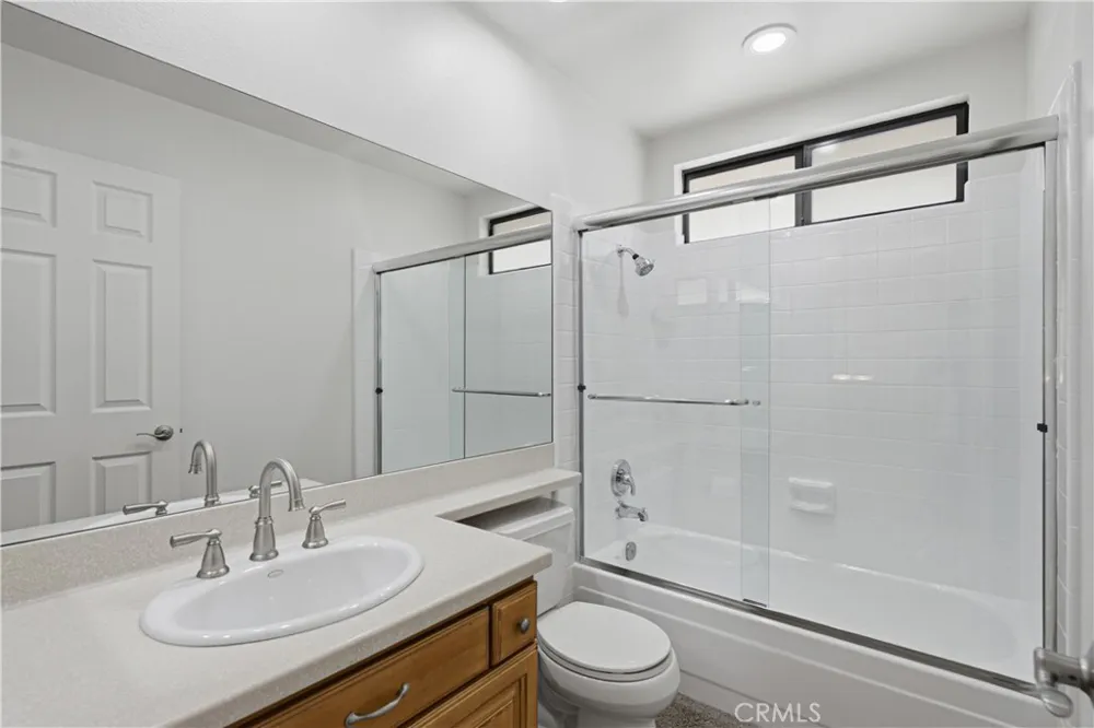 26060 Sombras Court Valencia, CA 91355