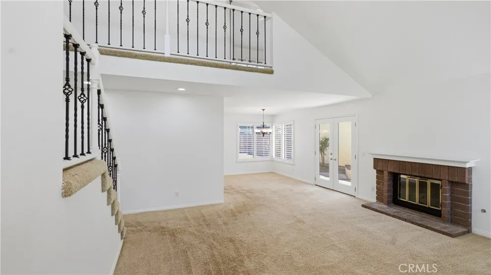 26060 Sombras Court Valencia, CA 91355