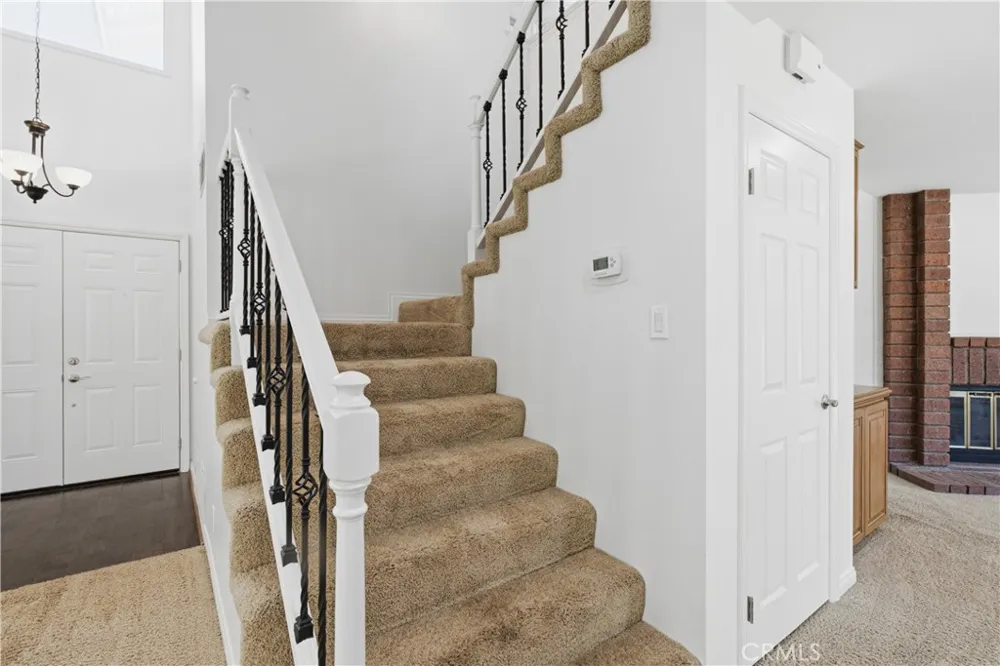 26060 Sombras Court Valencia, CA 91355