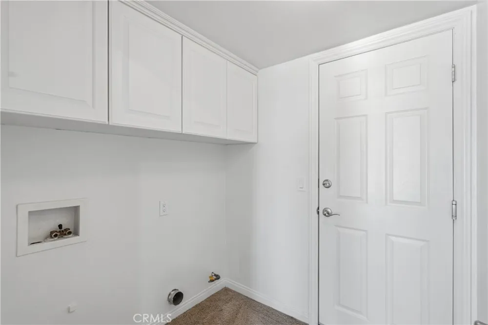 26060 Sombras Court Valencia, CA 91355