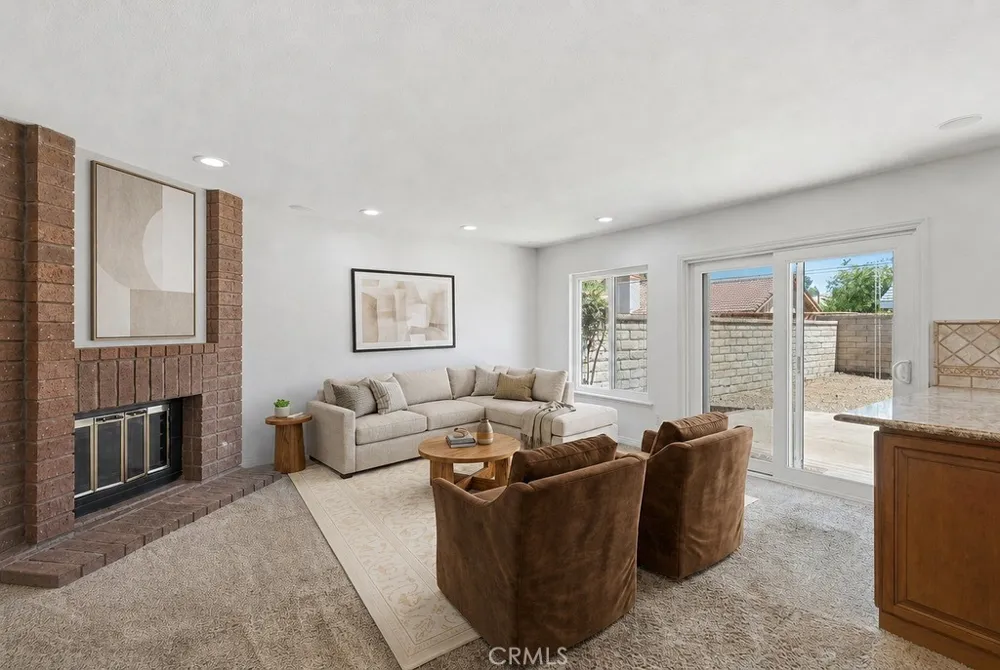 26060 Sombras Court Valencia, CA 91355