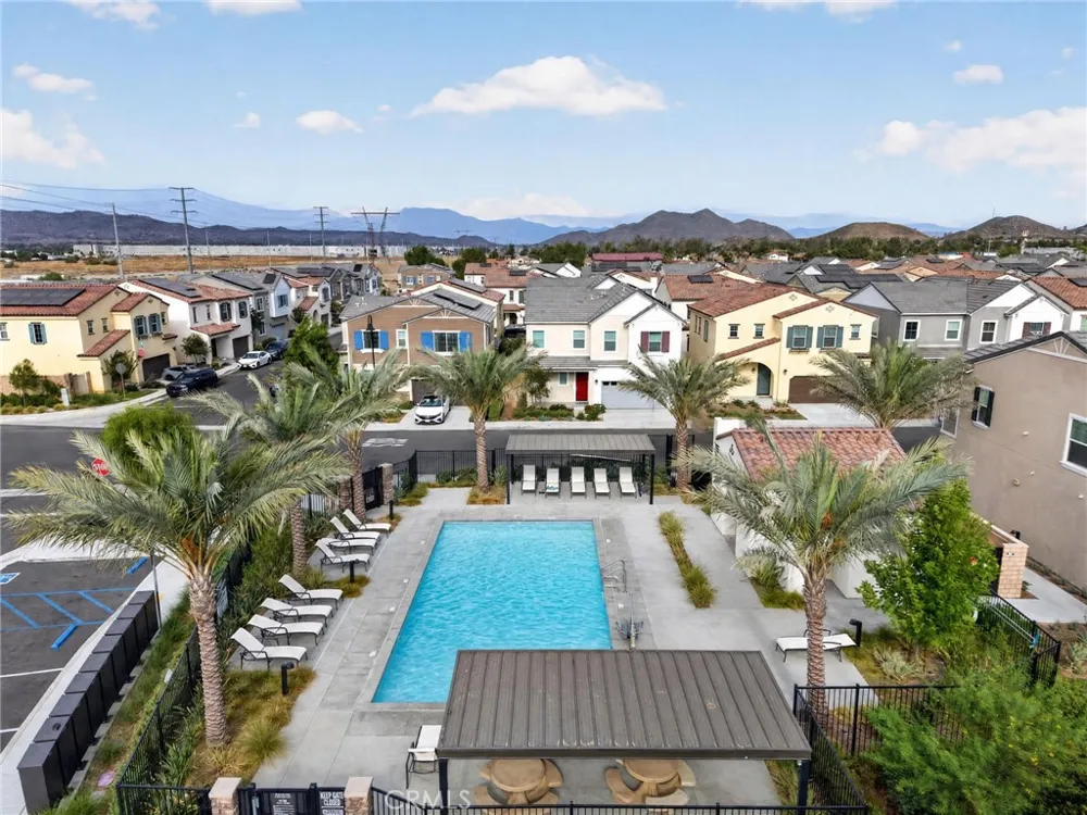 26594 Bonneau Menifee, CA 92585