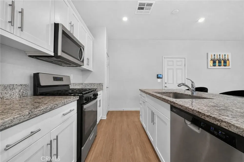 26594 Bonneau Menifee, CA 92585