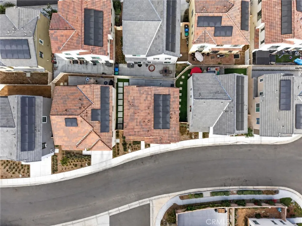 26594 Bonneau Menifee, CA 92585