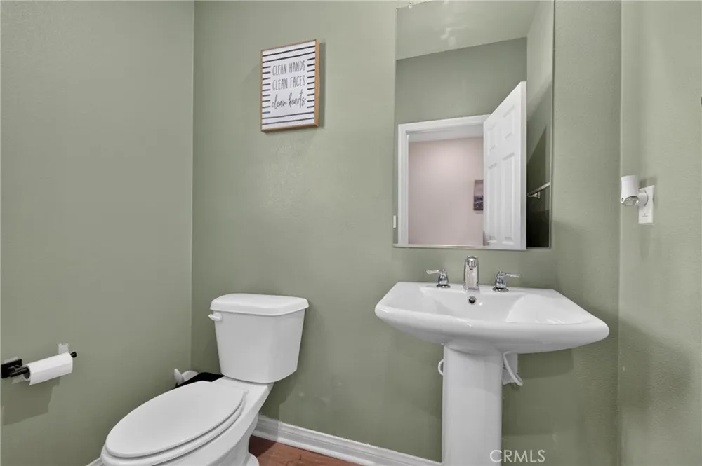 26594 Bonneau Menifee, CA 92585