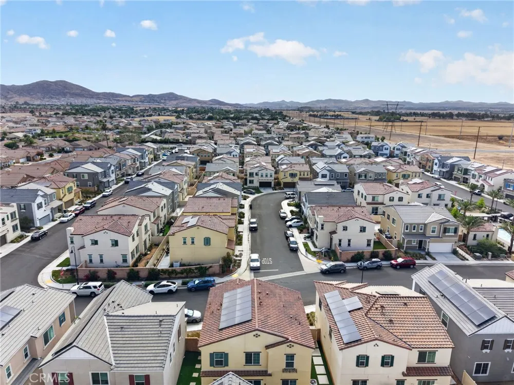 26594 Bonneau Menifee, CA 92585