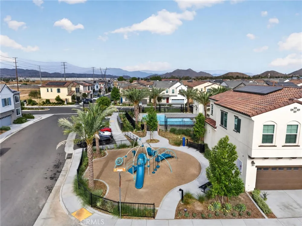 26594 Bonneau Menifee, CA 92585