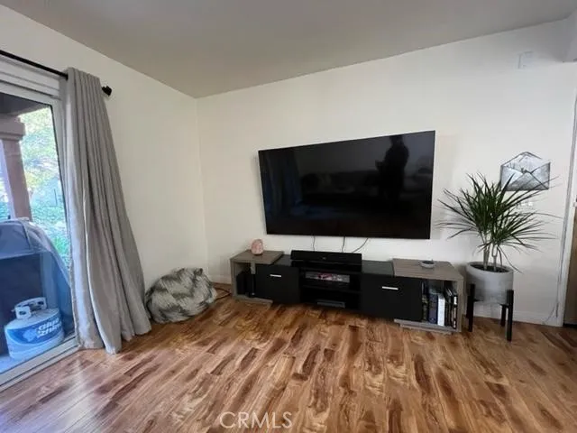 7120 Carlson Circle #284 Canoga Park, CA 91303