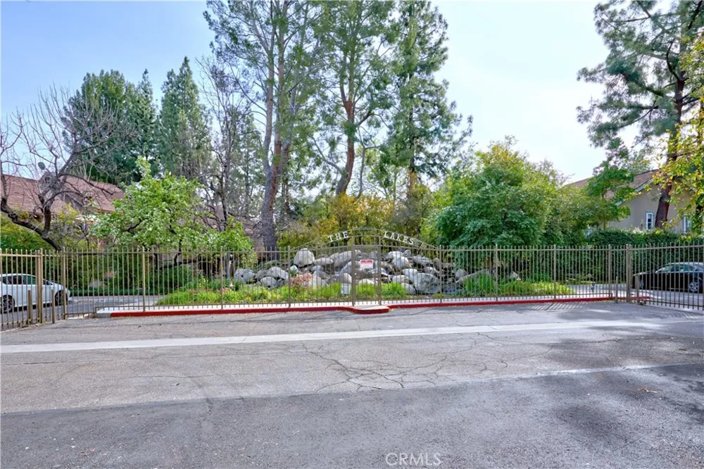7120 Carlson Circle #284 Canoga Park, CA 91303