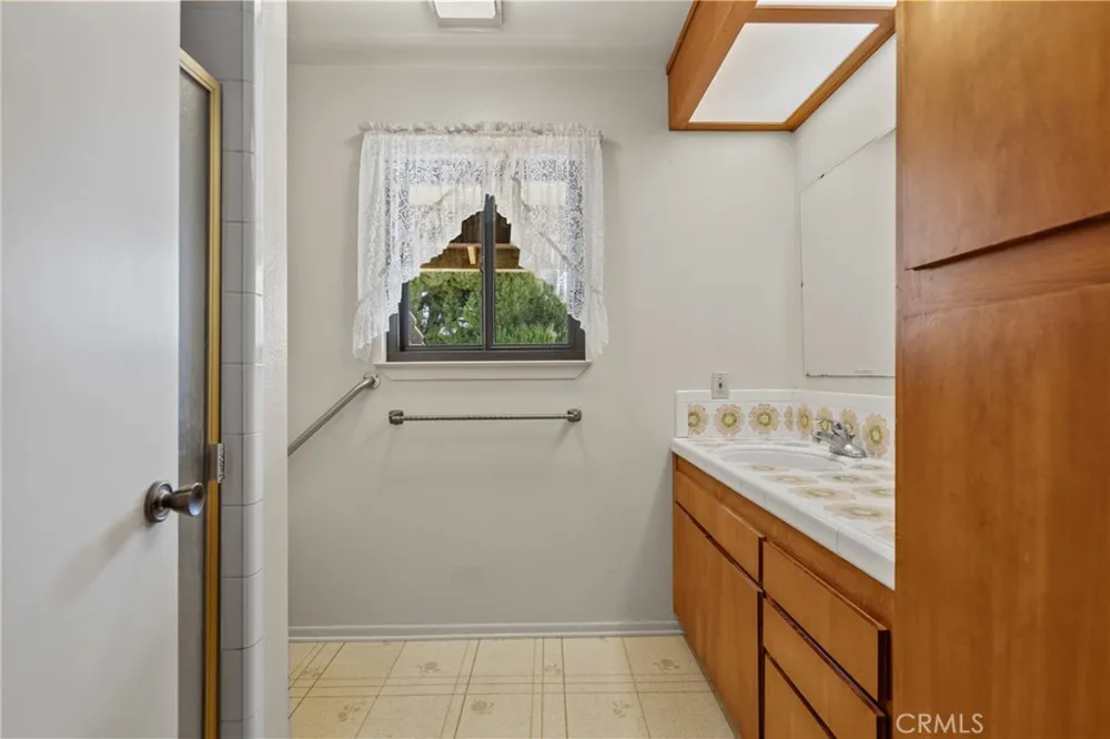 2425 Duval Road Santa Rosa, CA 93012