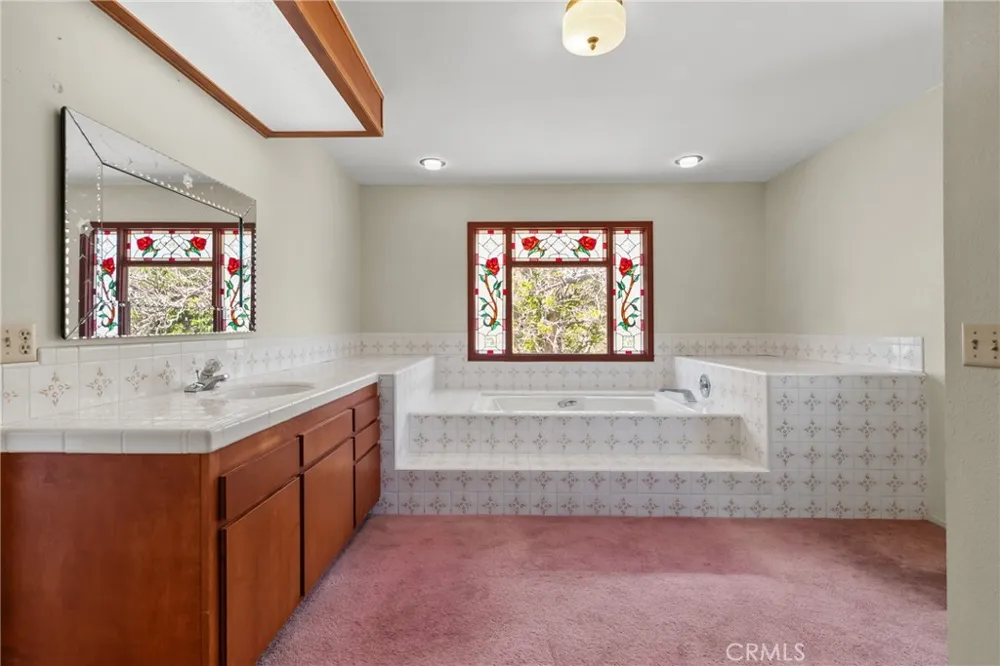 2425 Duval Road Santa Rosa, CA 93012