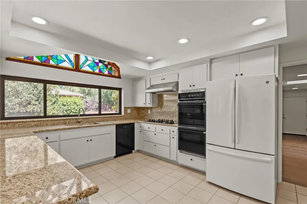 2425 Duval Road Santa Rosa, CA 93012