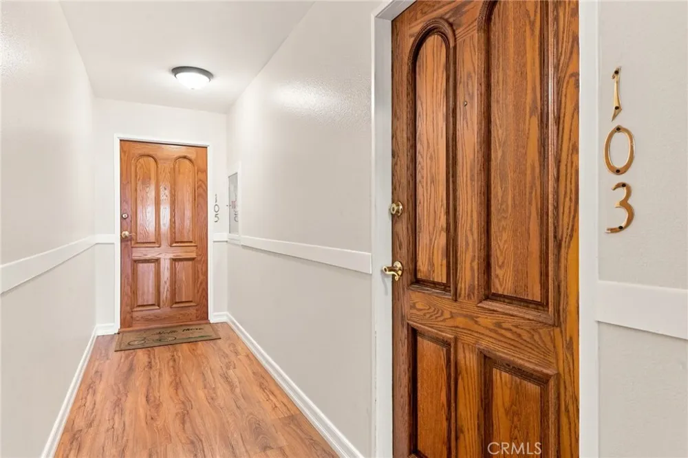 14159 Riverside Drive #103 Sherman Oaks, CA 91423