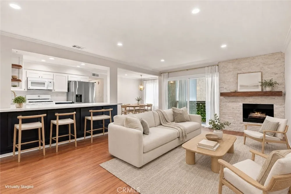 14159 Riverside Drive #103 Sherman Oaks, CA 91423
