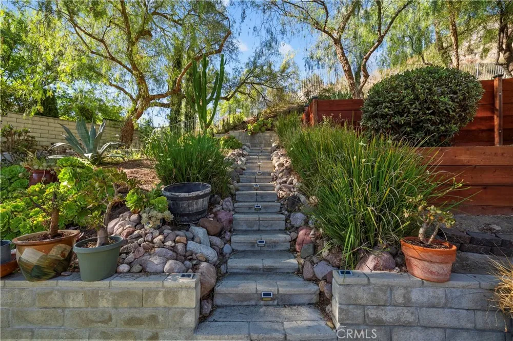 14651 Laurel Court Canyon Country, CA 91387