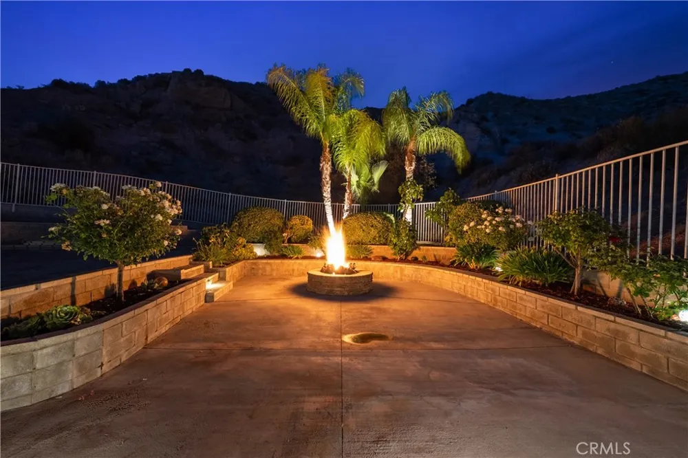 14651 Laurel Court Canyon Country, CA 91387