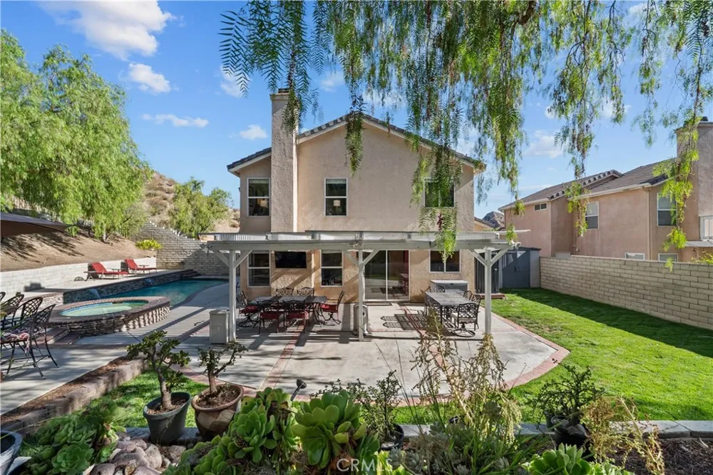 14651 Laurel Court Canyon Country, CA 91387