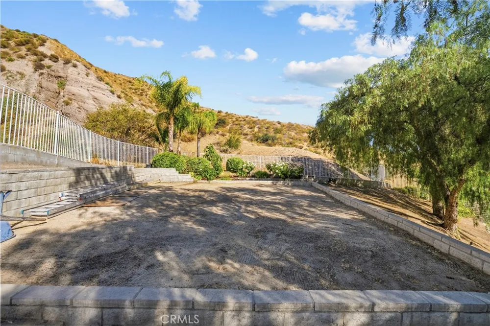 14651 Laurel Court Canyon Country, CA 91387