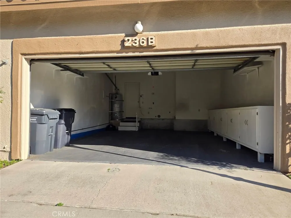 236 Country Club Drive #B Simi Valley, CA 93065