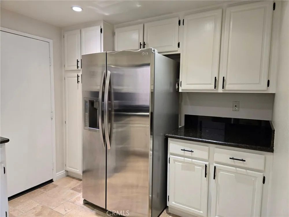 236 Country Club Drive #B Simi Valley, CA 93065