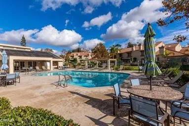 236 Country Club Drive #B Simi Valley, CA 93065