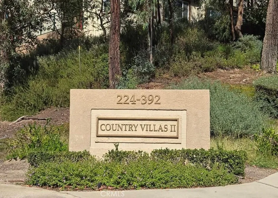 236 Country Club Drive #B Simi Valley, CA 93065