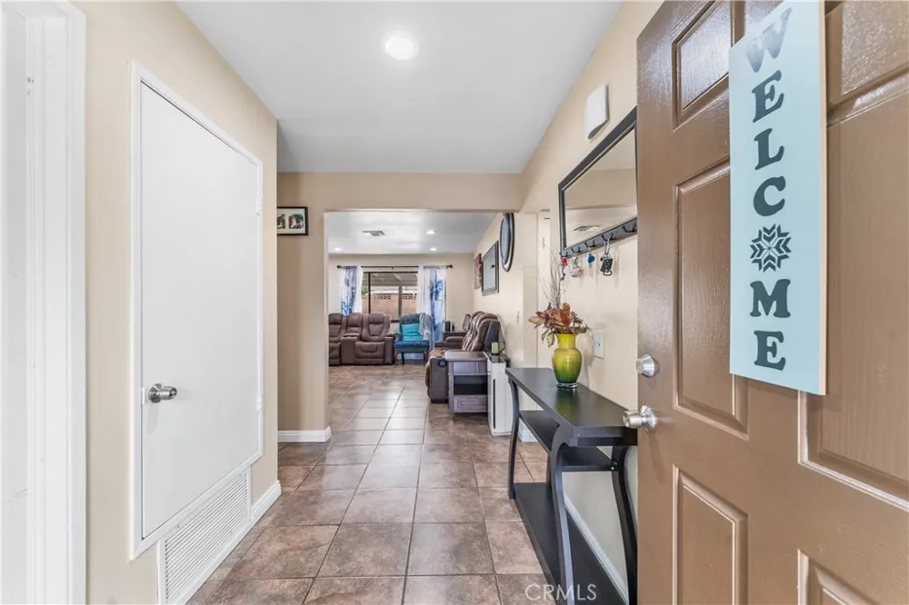 45228 Lorimer Avenue Lancaster, CA 93534