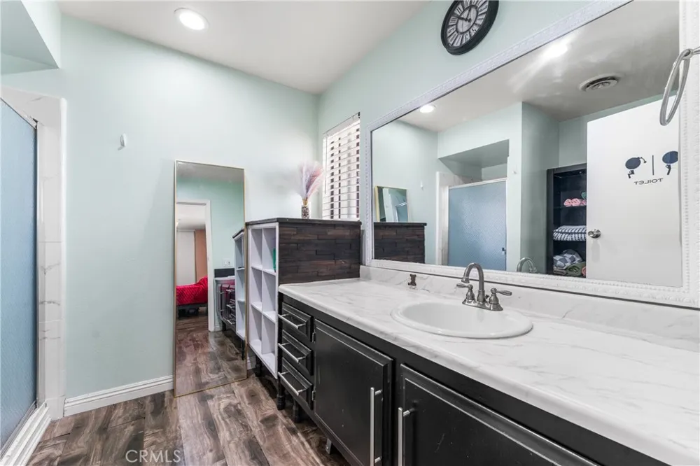 45228 Lorimer Avenue Lancaster, CA 93534