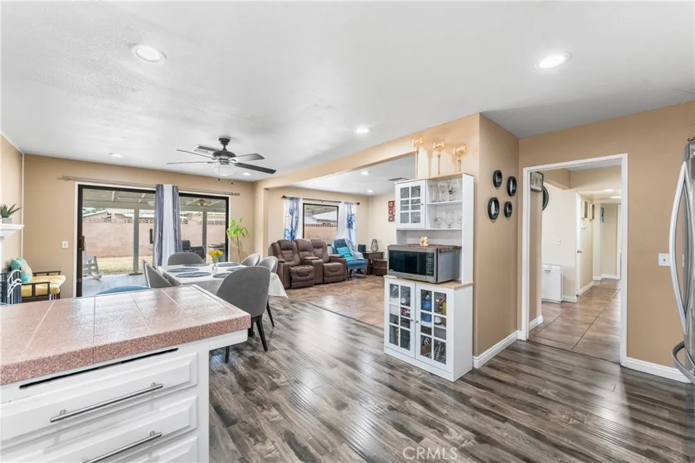 45228 Lorimer Avenue Lancaster, CA 93534