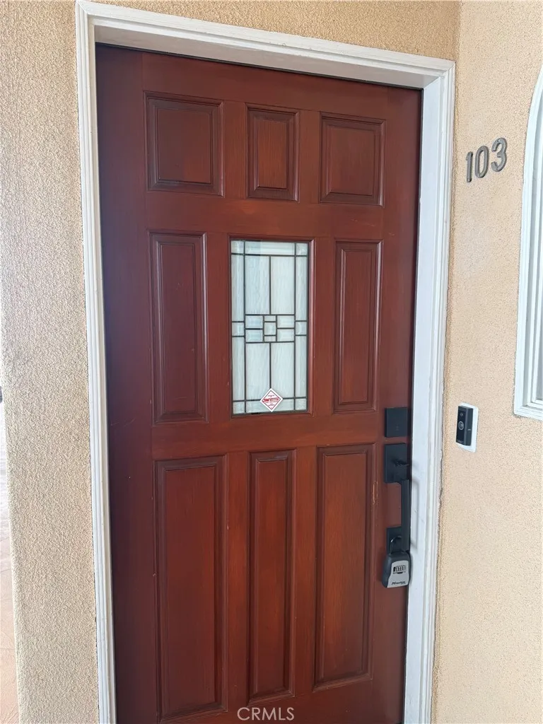 1536 Hi Point Street #103 Los Angeles, CA 90035