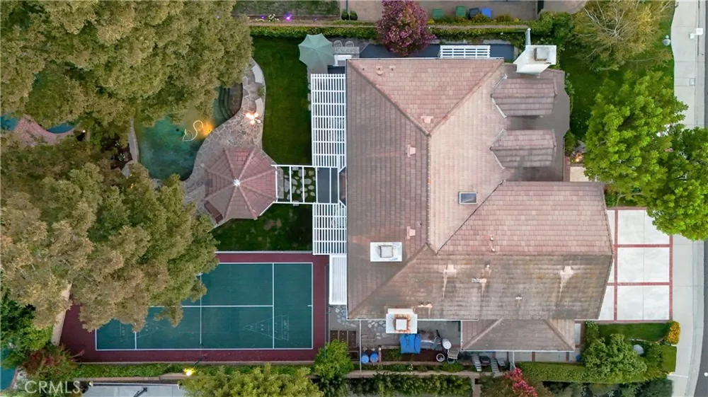 30220 Walford Court Agoura Hills, CA 91301