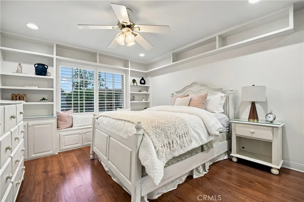 30220 Walford Court Agoura Hills, CA 91301