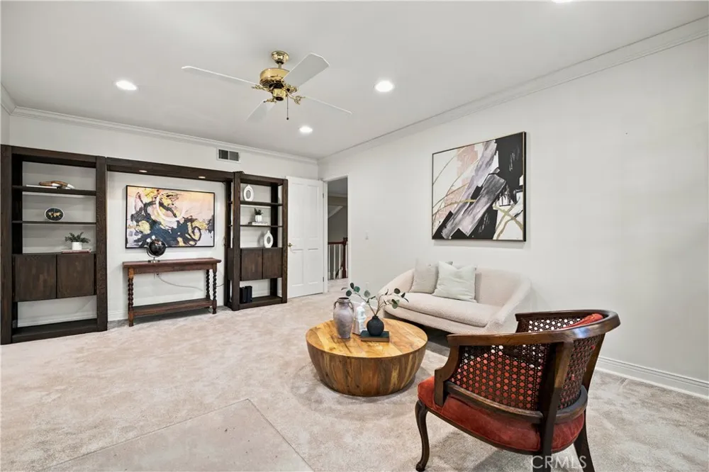 30220 Walford Court Agoura Hills, CA 91301