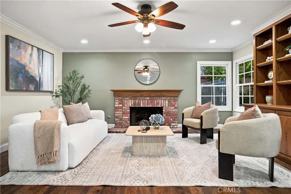 30220 Walford Court Agoura Hills, CA 91301