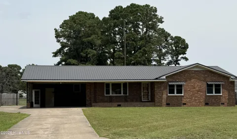 103 Bridle Path Road