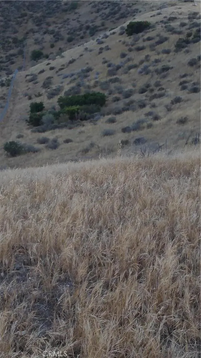 BROWNS CANYON RD. Chatsworth, CA 91311